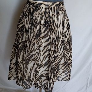 Beautiful Talbot's full cotton skirt